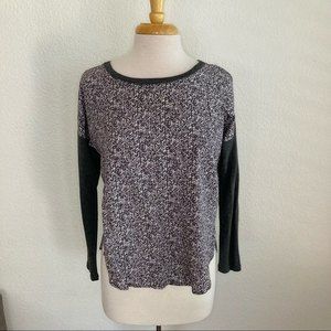 Lou & grey Long sleeve blouse crew neck minimalist contemporary printed